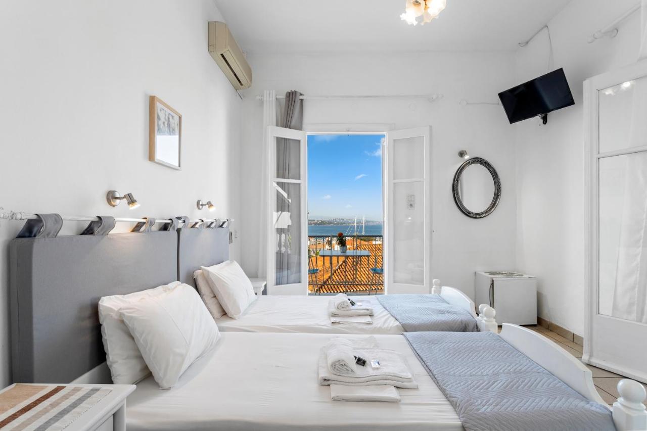 Отель Unforgettable Return To Timeless Spetses Экстерьер фото