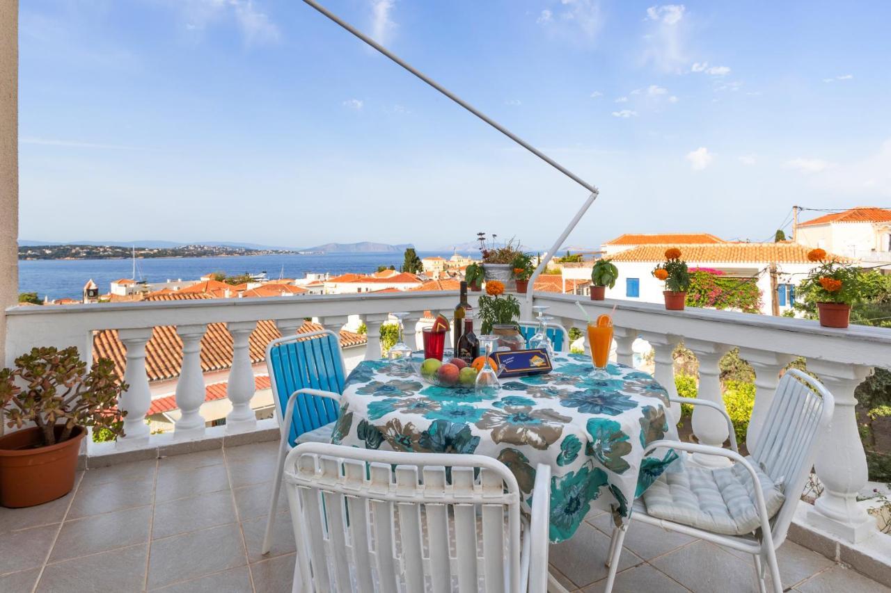 Отель Unforgettable Return To Timeless Spetses Экстерьер фото